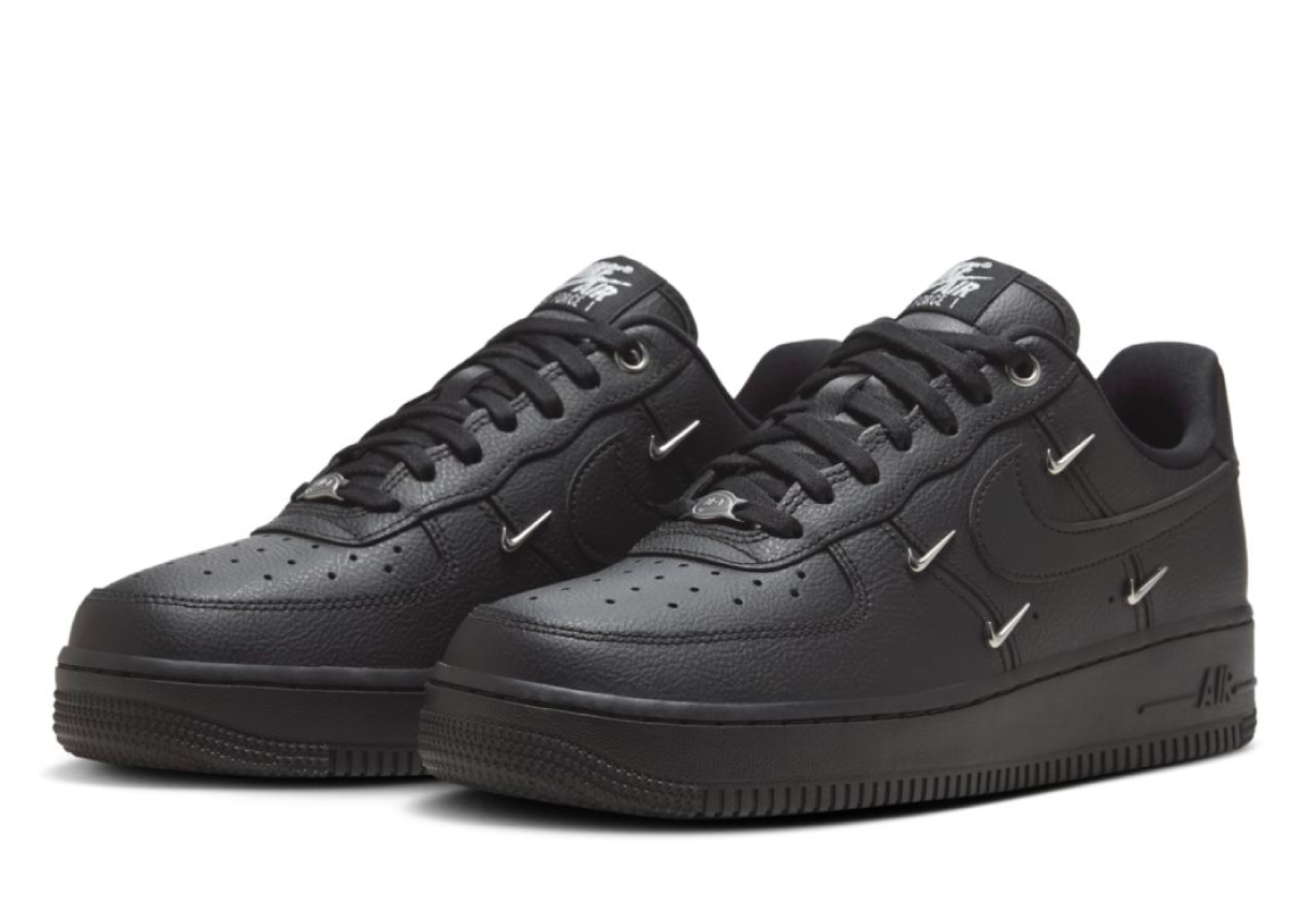 Nike Air Force 1 Low Black Silver Mini Swoosh