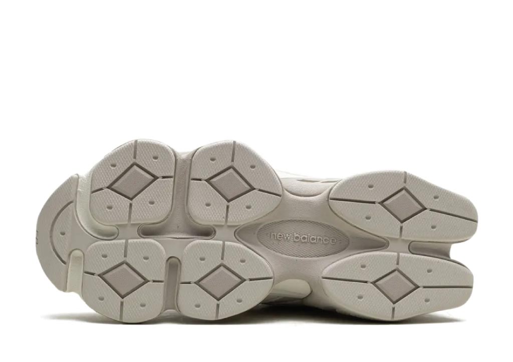 New Balance 9060 Grey moonbeam