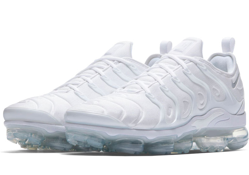 Air vapormax white front
