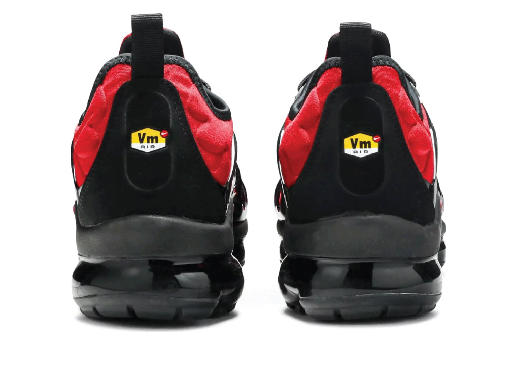 Air Vapormax Plus University Red