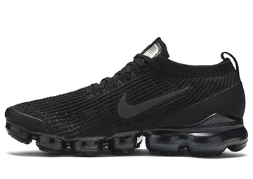 Air VaporMax Flyknit 3.0 Triple Black Front