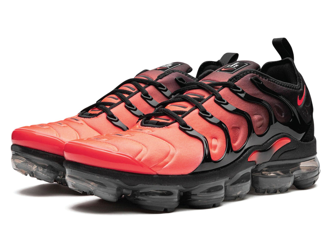 Air VaporMax Plus Black Crimson Gradient | Sneakers Forest