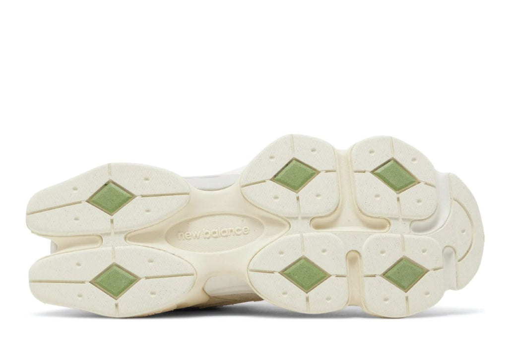 New Balance 9060 Bricks & Wood