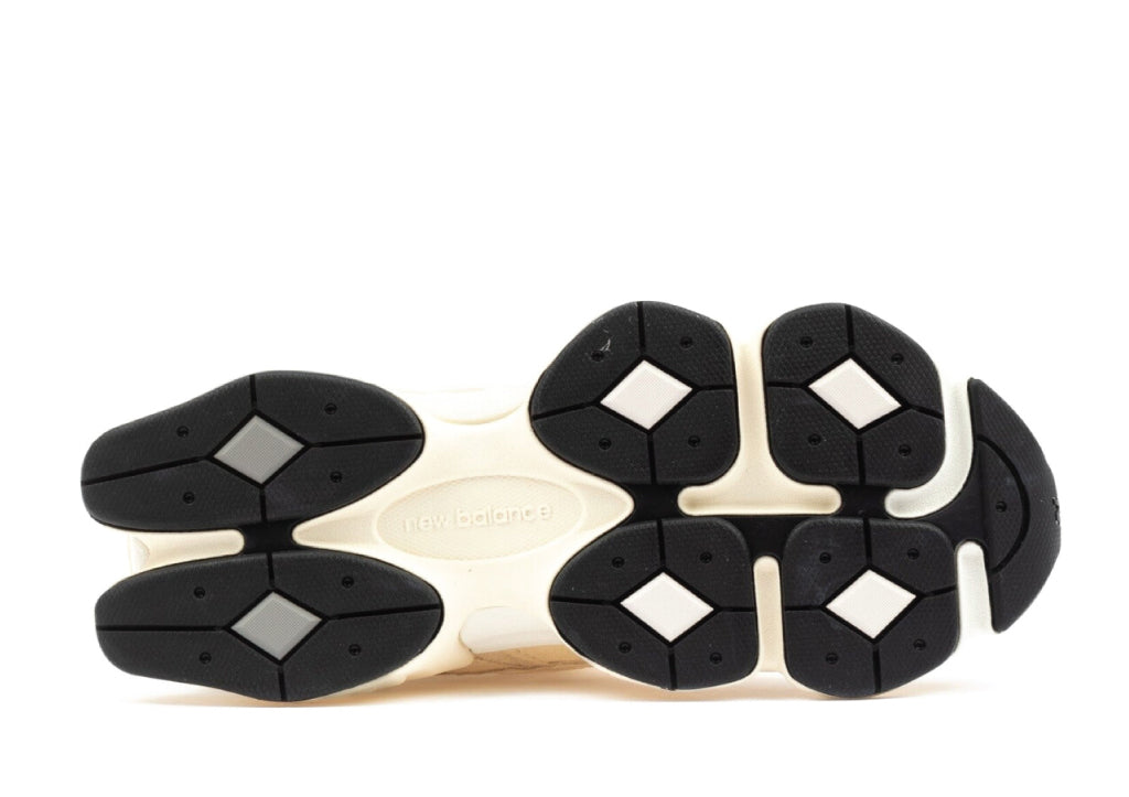 New Balance 9060 Sea Salt Calcium