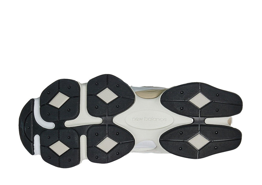 New Balance 9060 Sea Salt / Moonbeam