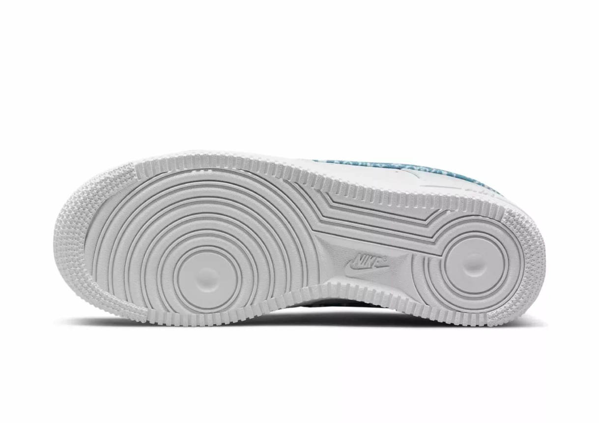 Nike Air Force 1 Low '07 Essential WMNS